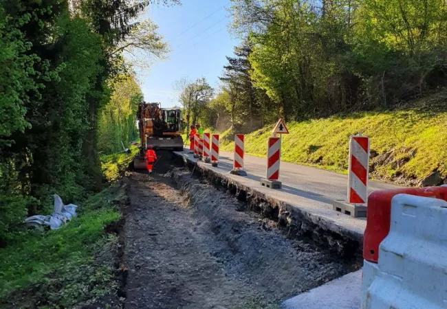 rétablissement de l'accotement de la RD8 1